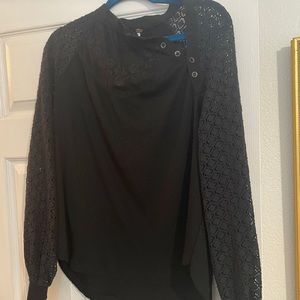Black Free People top with thick lacey sleeves
